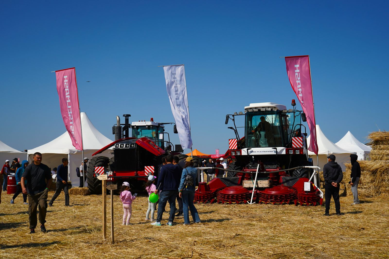 Техника, которой доверяют: лучшие аграрные решения Rostselmash на AGROFEST